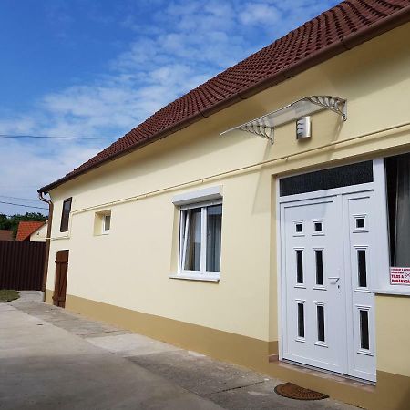 DM Vendégház Villány Exterior foto