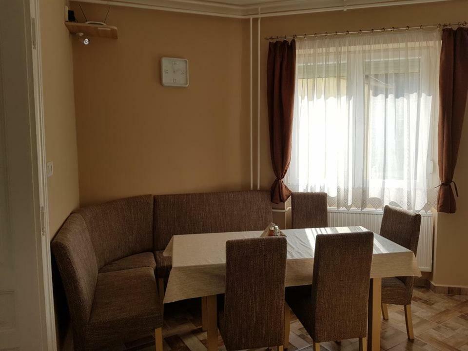 DM Vendégház Villány Exterior foto
